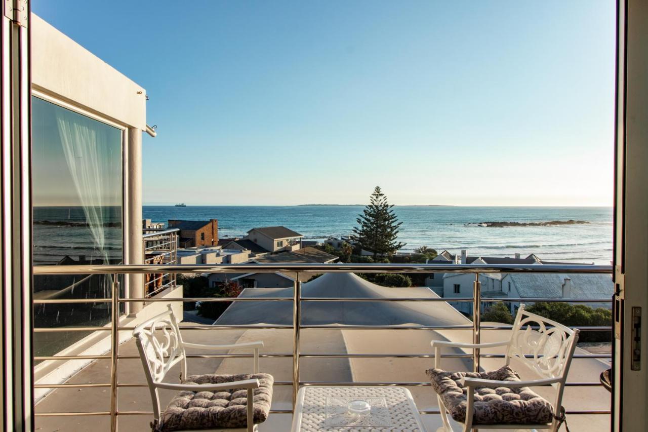 Blaauw Village Guest House Bloubergstrand Eksteriør billede