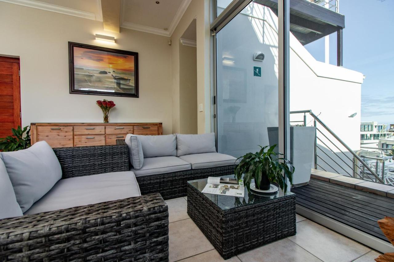 Blaauw Village Guest House Bloubergstrand Eksteriør billede