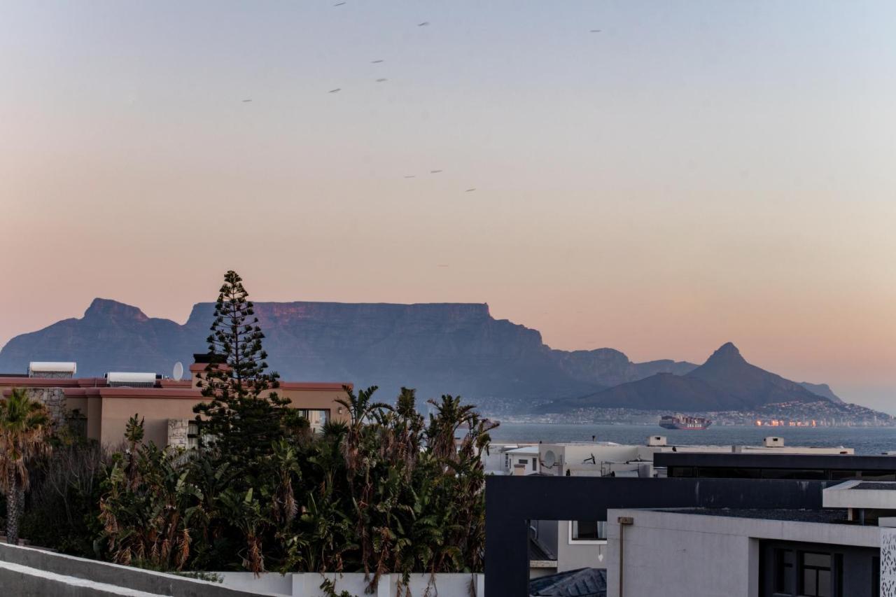 Blaauw Village Guest House Bloubergstrand Eksteriør billede