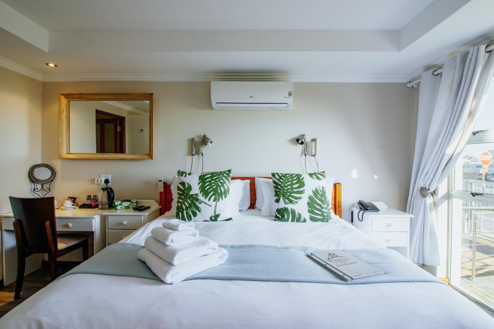 Blaauw Village Guest House Bloubergstrand Eksteriør billede