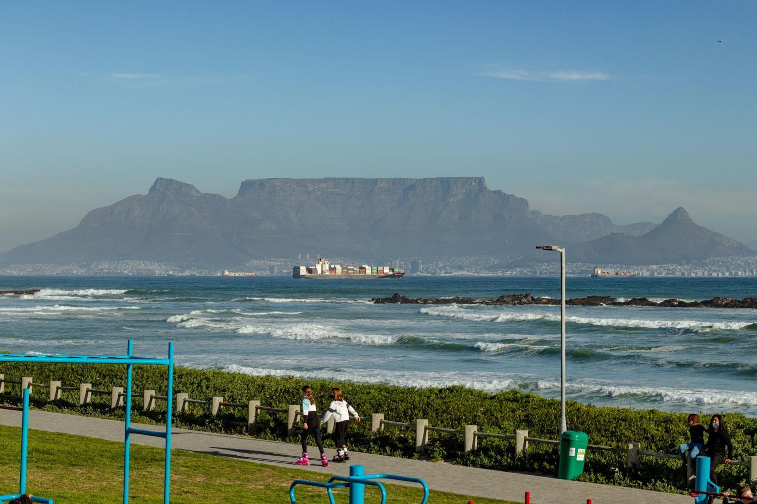Blaauw Village Guest House Bloubergstrand Eksteriør billede